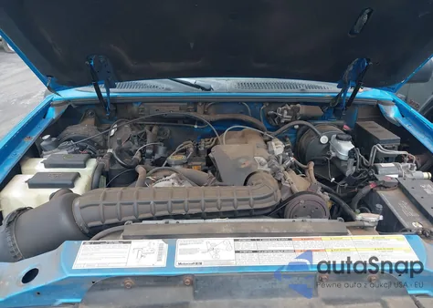 1996 Ford Explorer z USA, uszkodzony, nr VIN 1FMDU34X7TZB91037